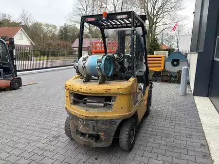 LPG heftrucks 2011  CAT Lift Trucks GP25N (4)
