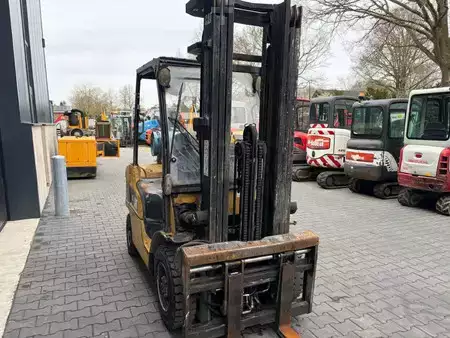 LPG heftrucks 2011  CAT Lift Trucks GP25N (6)