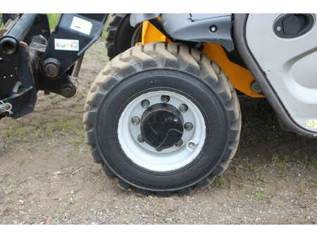 Sollevatori telescopici rigidi 2015  Manitou MT625-49 (13)