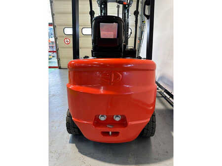 Electric - 4 wheels 2024  EP Equipment EFL252X (3)