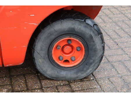 Carretilla elevadora diésel 2007  Linde H35D (14)