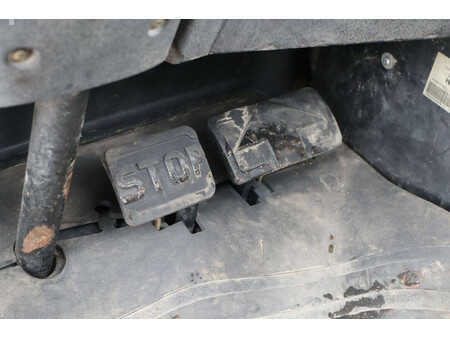 Carretilla elevadora diésel 2007  Linde H35D (23)