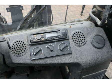 Carretilla elevadora diésel 2007  Linde H35D (27)