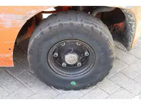 LPG Forklifts 2011  Toyota 42-7FGF25 (18)