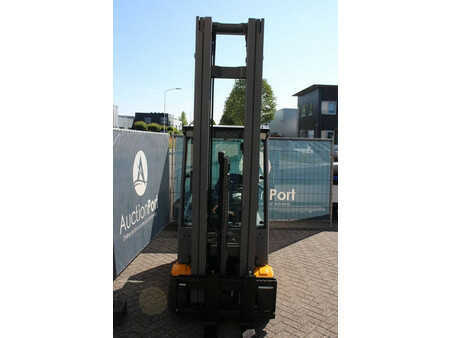 Elektro 4 Rad 2019  Jungheinrich EFG 320 (7)