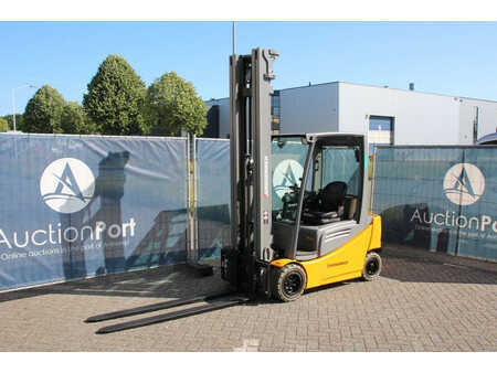 Elektro 4 Rad 2019  Jungheinrich EFG 320 (8)