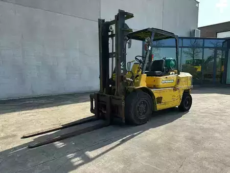 Carretilla elevadora GLP 1989  Mitsubishi FG40 (1)