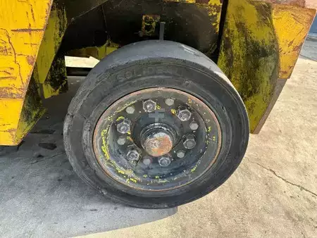 Carretilla elevadora GLP 1989  Mitsubishi FG40 (23)