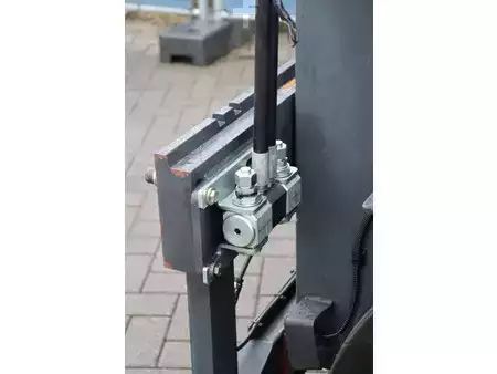 Eléctrico - 4 rodas 2017  Linde E60-01 (13)