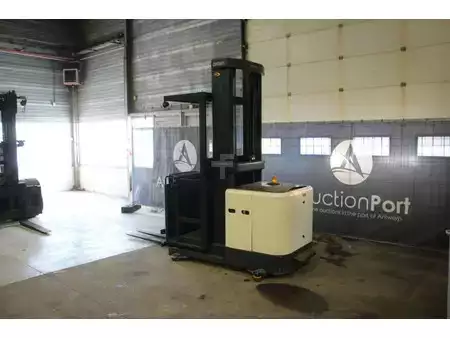 Vertikal-Kommissionierer - Crown Access 123 Comprehensive System Control (3)