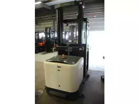 Vertikal-Kommissionierer - Crown Access 123 Comprehensive System Control (5)