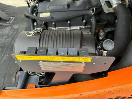 Empilhador a gás 2017  Doosan GC20E-5 (21)