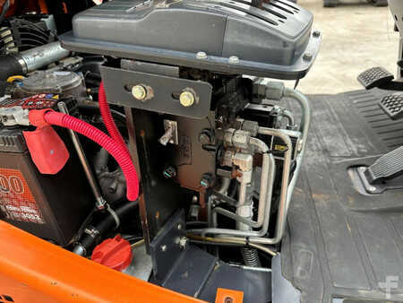 Empilhador a gás 2017  Doosan GC20E-5 (27)