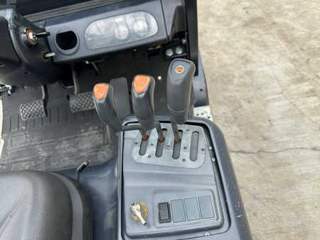 Empilhador a gás 2017  Doosan GC20E-5 (30)