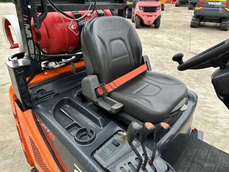 Empilhador a gás 2017  Doosan GC20E-5 (33)