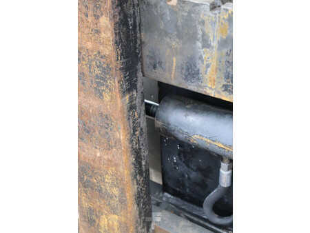 Carrelli elevatori diesel 2002  Yale GDP50MJ E2214 (12)