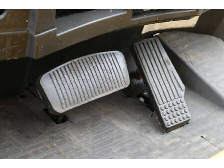 Carrelli elevatori diesel 2002  Yale GDP50MJ E2214 (28)