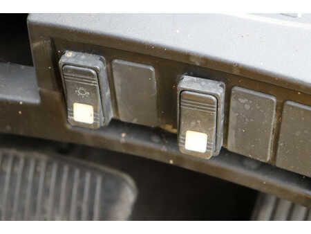 Carrelli elevatori diesel 2002  Yale GDP50MJ E2214 (30)