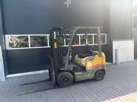 Diesel Forklifts 2007  TCM FHD13T3 (2)