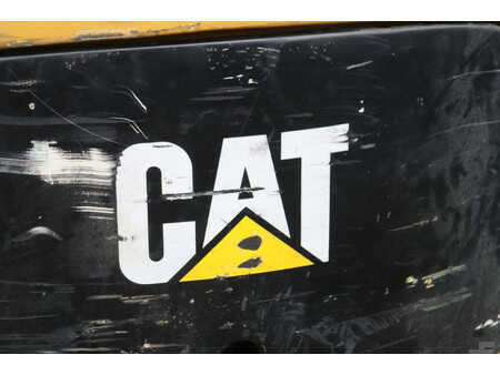 Elektromos 4 kerekű - CAT Lift Trucks EP30K (18)