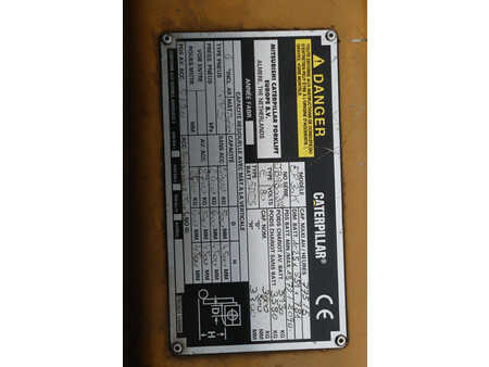 Elektromos 4 kerekű - CAT Lift Trucks EP30K (30)