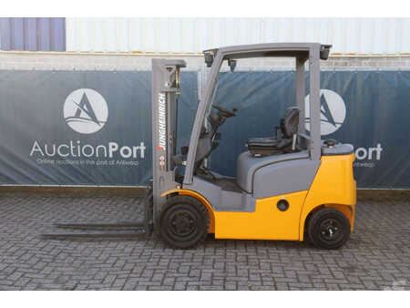 Diesel gaffeltruck 2016  Jungheinrich DFG 316 (2)