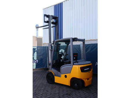 Diesel gaffeltruck 2016  Jungheinrich DFG 316 (33)