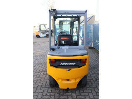 Diesel gaffeltruck 2016  Jungheinrich DFG 316 (5)