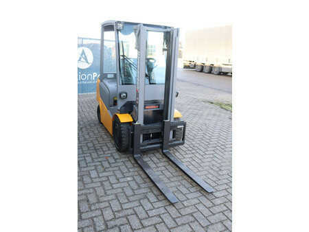 Diesel gaffeltruck 2016  Jungheinrich DFG 316 (7)