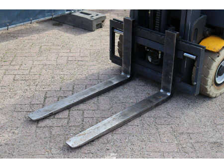 Elektro čtyřkolový VZV - Jungheinrich  (10)