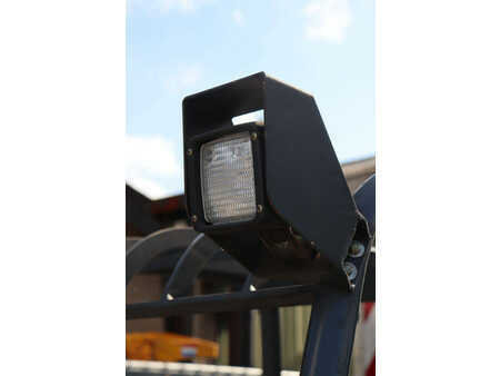 Elektro čtyřkolový VZV - Jungheinrich  (14)