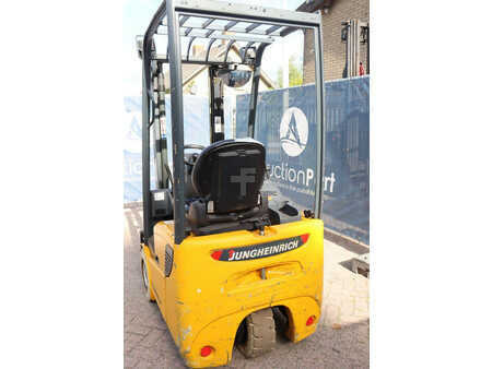 Elektro čtyřkolový VZV - Jungheinrich  (16)