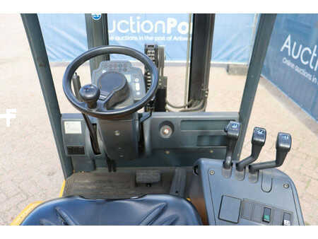 Elektro čtyřkolový VZV - Jungheinrich  (19)