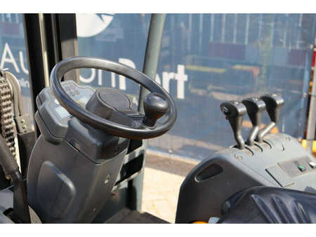 Elektro čtyřkolový VZV - Jungheinrich  (22)