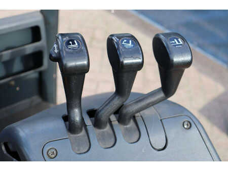 Elektro čtyřkolový VZV - Jungheinrich  (25)