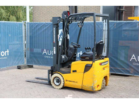 Elektro čtyřkolový VZV - Jungheinrich  (3)