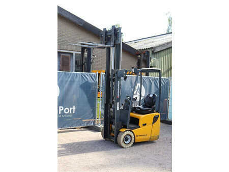 Elektro čtyřkolový VZV - Jungheinrich  (32)