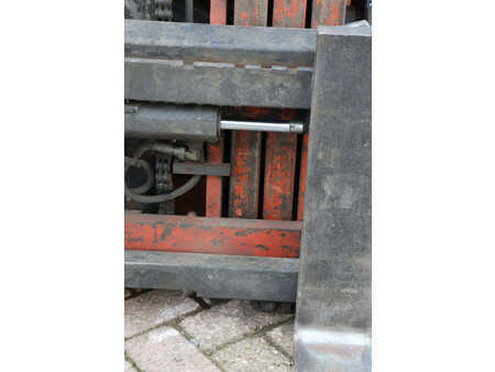 Treibgasstapler - Nissan PH02A25U (12)