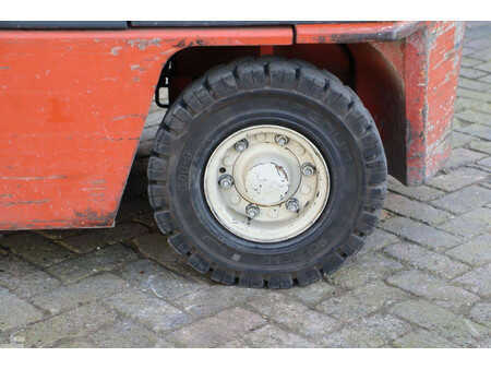 Treibgasstapler - Nissan PH02A25U (15)