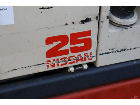 Treibgasstapler - Nissan PH02A25U (16)