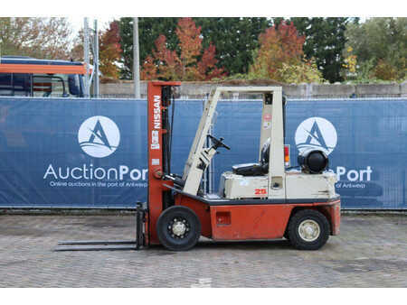 Treibgasstapler - Nissan PH02A25U (2)
