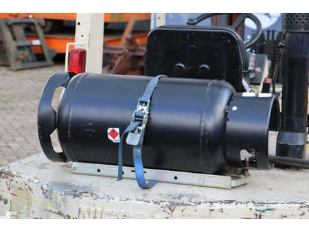 Treibgasstapler - Nissan PH02A25U (20)