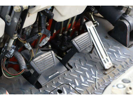 Treibgasstapler - Nissan PH02A25U (27)