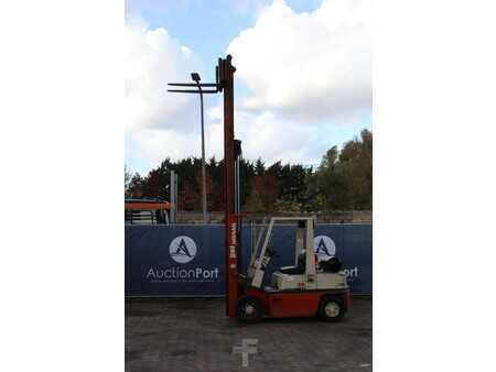 Treibgasstapler - Nissan PH02A25U (36)