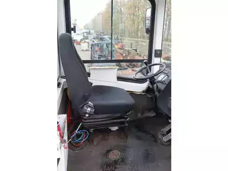 Terminaltrekkers 2008  MOL YM 180/4X2 (19)