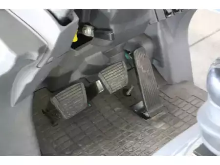 Gas truck 2013  Mitsubishi FG18NT (21)
