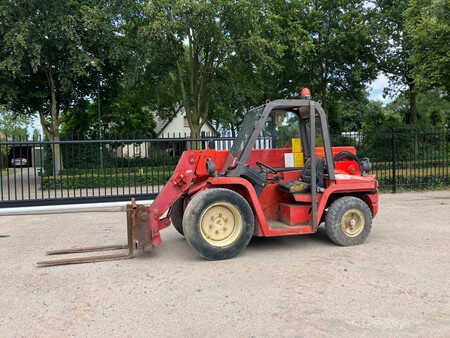 Telehandler Fixed 2000  Manitou BTI220 (1)