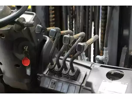 Diesel heftrucks 2015  Unicarriers  (24)
