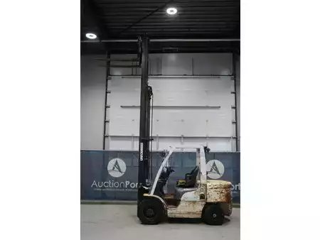 Diesel heftrucks 2015  Unicarriers  (29)