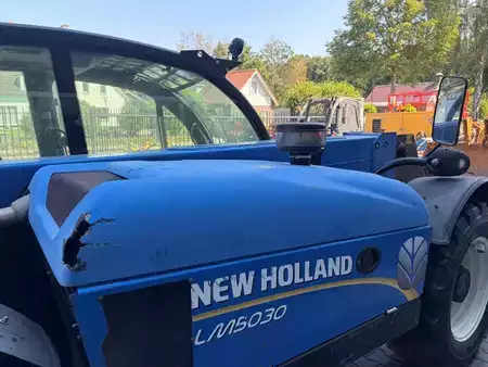 Telescopic forklift rigid 2013  New Holland LM5030 (11)